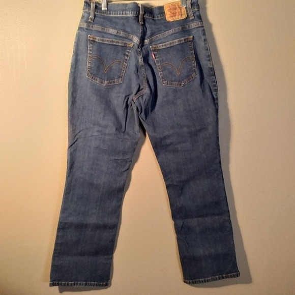 Levi's 550 Relaxed Bootcut Medium Wash Jeans Size 12 - Picture 8 of 10